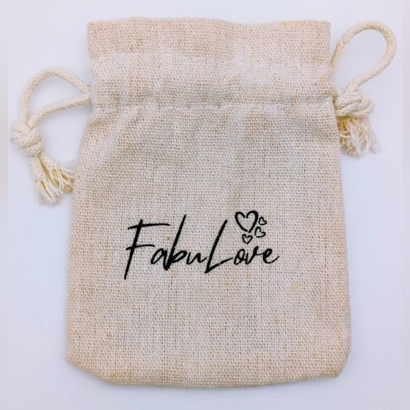 NWOT FabuLove Beach Bliss Gold Charm Bracelet - Picture 7 of 15